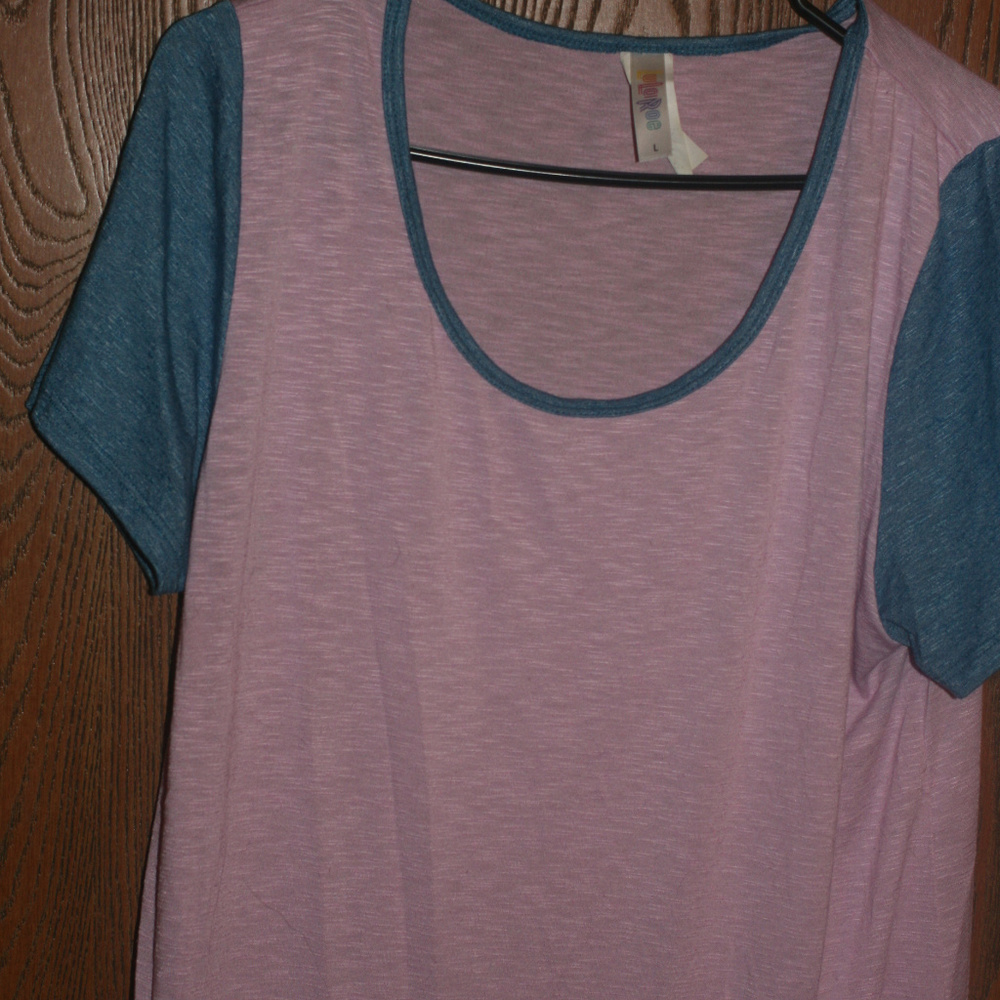 Large Classic Tee LuLaRoe